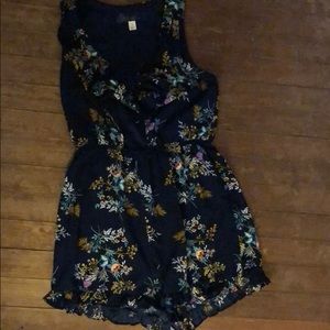Floral summer romper!